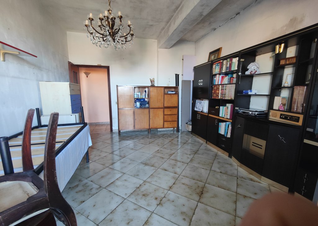 Apartments for sale  seconda traversa due portoni 25, Napoli, locality Zona Ospedaliera