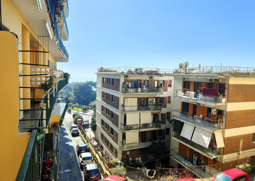 Apartments for sale  via ANIELLO FALCONE 290, Napoli, locality Vomero